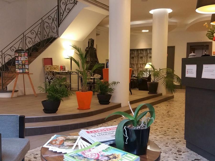 Hotel Raymond 4 Toulouse Exterior foto
