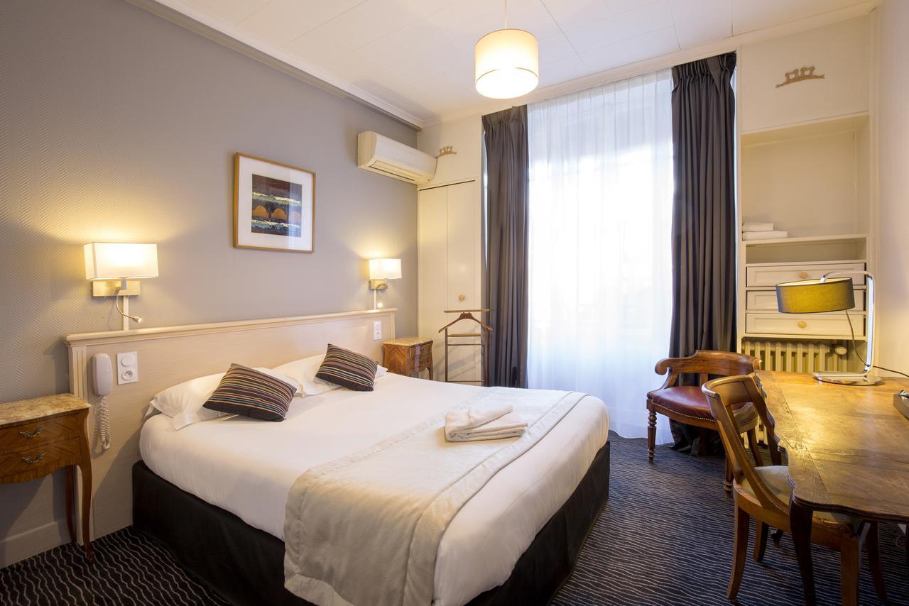 Hotel Raymond 4 Toulouse Habitación foto